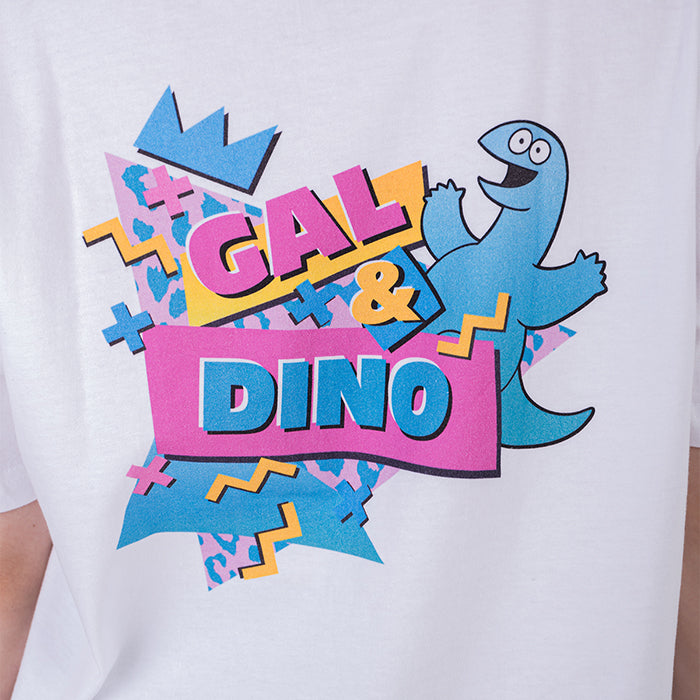 【ギャルと恐竜】Tシャツ 恐竜&ロゴ-ホワイト- 背面イラスト